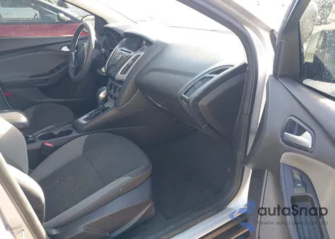 2014 Ford Focus Se из США, поврежденный, VIN 1FADP3F20EL402815